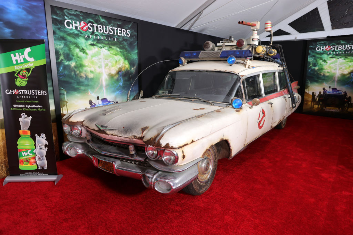 Ecto-1 Imagined Electric Ghostbuster Machine Reminds Us the Movie Is Months  Away - autoevolution