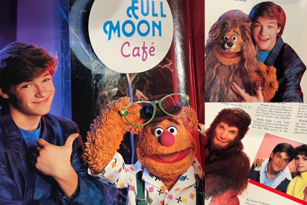 see-jason-bateman-miss-piggy-and-kermit-spread-holiday-cheer-in-1988-muppet-magazine-teenwolftoo